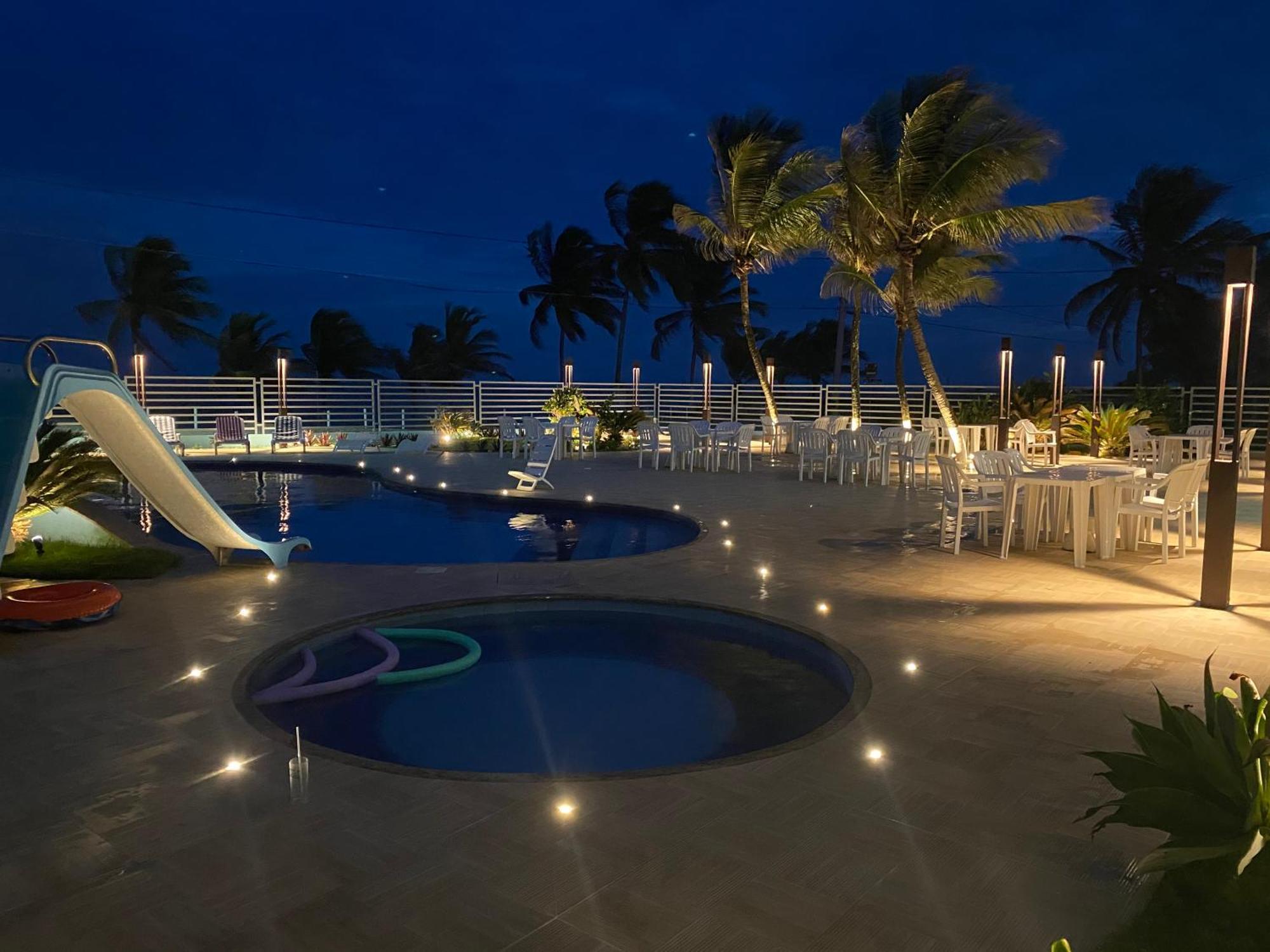 Hotel Paraiso Tropical Alcobaça Exteriör bild